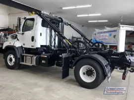 Automatic Lubrication Systems Installation on Freightliner 114SD Hooklift Plow Truck