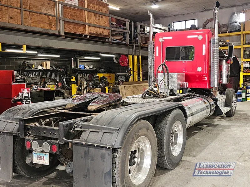kenworth-w900-tractor-aug-2024-1