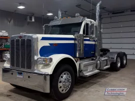 peterbilt-589-tractor-2024-01