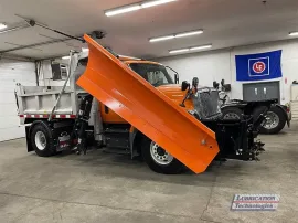 sc-international-hv507-dump-w-tenco-body-side-plow-2022-1