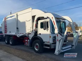 sc-mack-front-load-trash-truck-2024-1