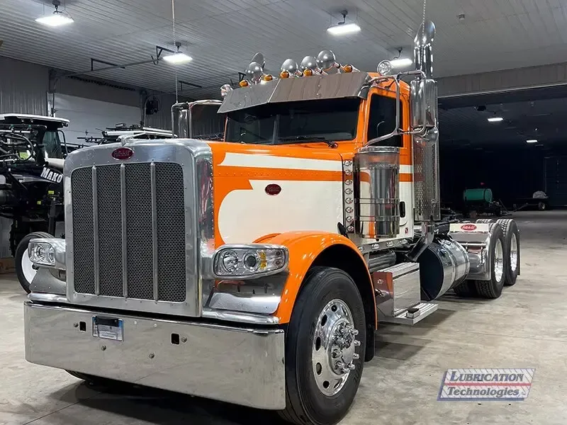 sc-peterbilt-389-tractor-2024-1